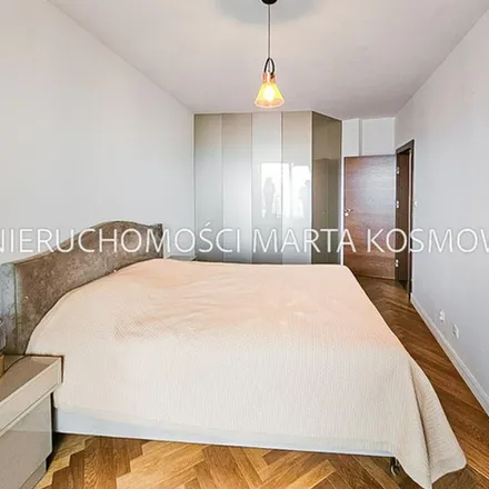 Image 7 - Ośrodek sportowy Solec, Solec 71, 00-402 Warsaw, Poland - Apartment for rent