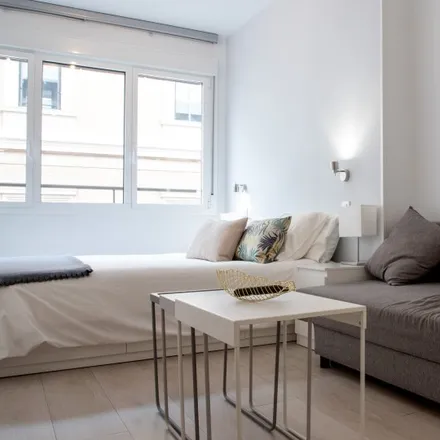 Image 2 - Recoletos, Paseo de Recoletos, 28001 Madrid, Spain - Apartment for rent
