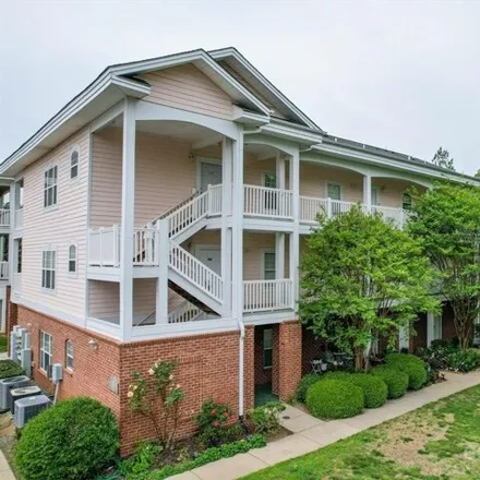 Buy this 1 bed condo on 8800 Meadow Vista Road in Charlotte, NC 28213