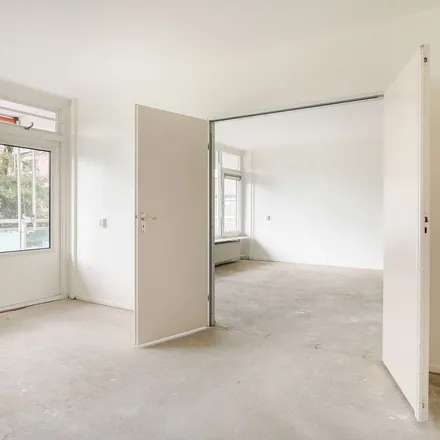 Rent this 3 bed apartment on Vogelweide 1 in 3815 HA Amersfoort, Netherlands