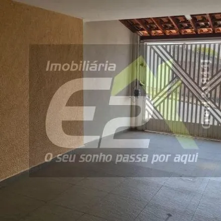 Buy this 3 bed house on Rua Monteiro Lobato in Chácara São João, São Carlos - SP