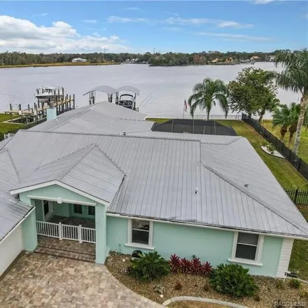 Image 2 - 2415 North Watersedge Drive, Citrus County, FL 34429, USA - House for sale