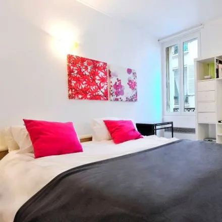 Image 3 - 63 Rue Greneta, 75002 Paris, France - Apartment for rent
