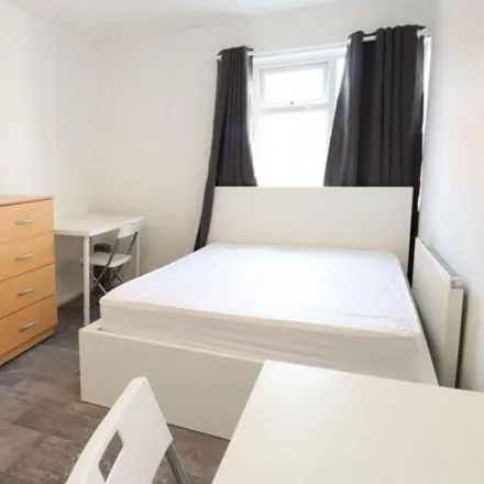 Rent this studio house on Woodman Path in London, IG6 3EY
