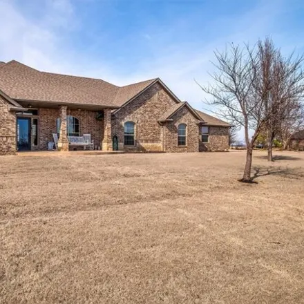 Image 1 - 1211 Whispering Ridge Drive, Tuttle, Grady County, OK 73089, USA - House for sale