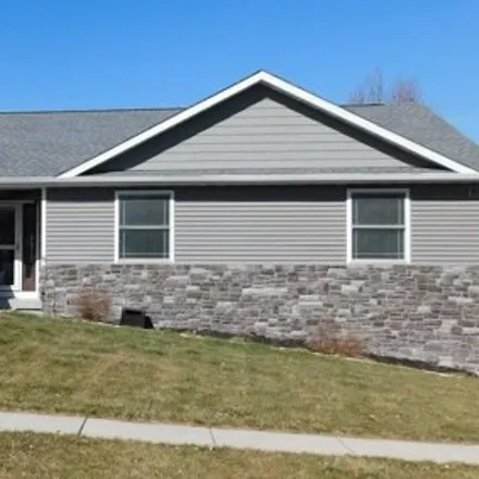 Buy this 5 bed house on 620 West Mulberry Street in Ogden, IA 50212