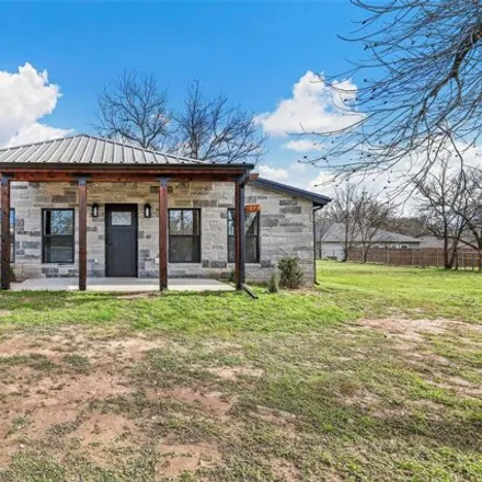 Buy this 3 bed house on 498 East Barton Street in Granbury, TX 76048