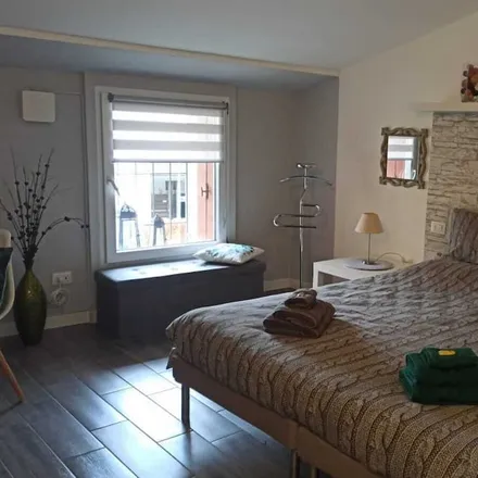 Rent this 1 bed apartment on 36016 Thiene VI