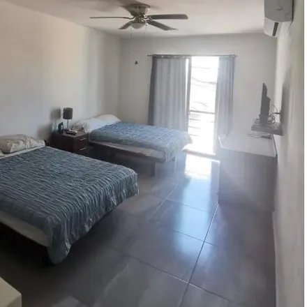 Rent this 2 bed apartment on Calle Delfín in 24100 Ciudad del Carmen, CAM