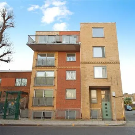 Buy this 2 bed apartment on The Horn of Plenty in 36 Globe Road, London