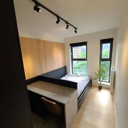 Image 5 - Rue Suzanne Tassier - Suzanne Tassierstraat 2, 1030 Schaerbeek - Schaarbeek, Belgium - Apartment for rent