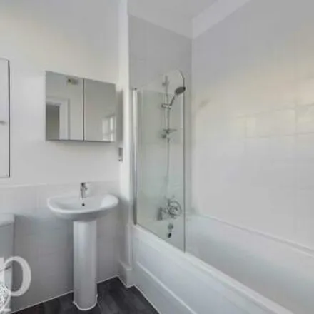 Image 3 - 16 Bedford Place, London, WC1A 2PJ, United Kingdom - Apartment for rent