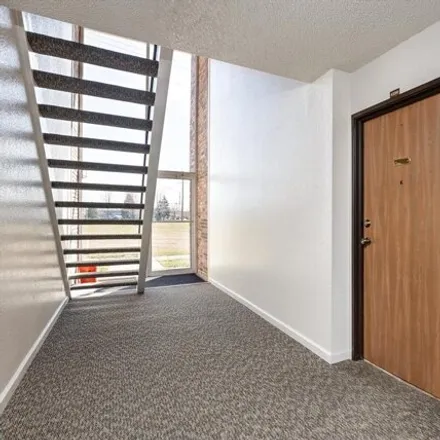 Image 2 - C, Cape Drive, Sterling Heights, MI 48313, USA - Condo for sale