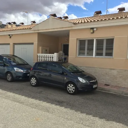 Buy this 3 bed house on Avinguda de Monòver in Monòver / Monóvar, Spain
