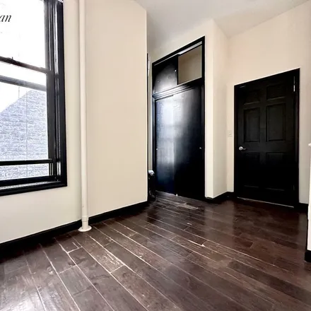 Image 4 - 350 East 91st Street, New York, NY 10128, USA - Apartment for rent