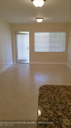 Image 5 - 409 West McNab Road, Lyons Park, Pompano Beach, FL 33060, USA - Apartment for rent