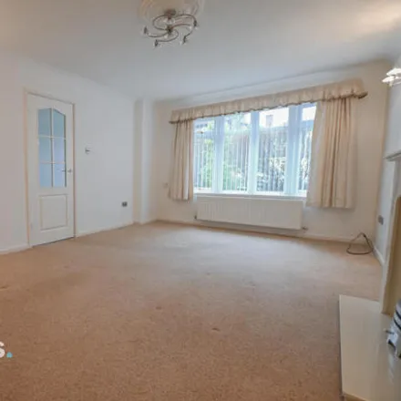 Image 5 - Broughton Road, Newcastle-under-Lyme, ST5 0PF, United Kingdom - House for sale