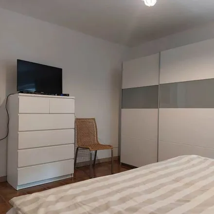 Rent this 4 bed apartment on Graf-Meginhard-Straße in 55595 Sponheim, Germany