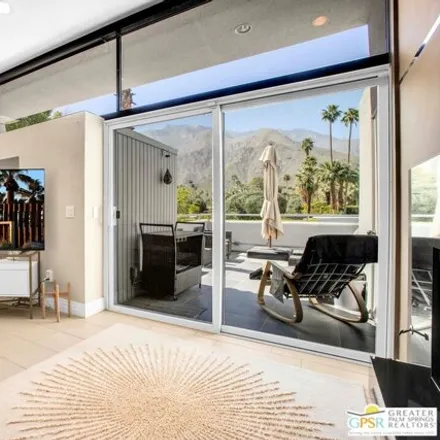 Image 6 - 1492 North Kaweah Road, Palm Springs, CA 92262, USA - Townhouse for sale