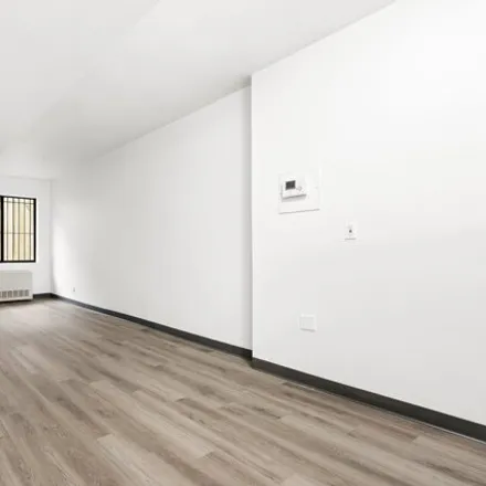 Image 3 - 343 East 76th Street, New York, NY 10021, USA - House for rent