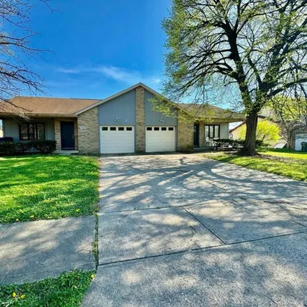 Buy this 6 bed house on 6343 Birchview Drive South in Reynoldsburg, OH 43068