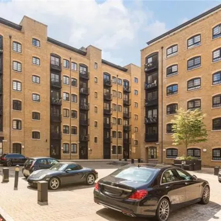 Buy this 1 bed apartment on Ginger Apartments in 1 Cayenne Court, London