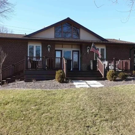 Image 1 - 108 Potawatomi Road, Galesburg, IL 61401, USA - House for sale