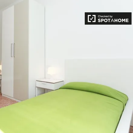 Image 1 - Via Padova, 68, 20127 Milan MI, Italy - Room for rent