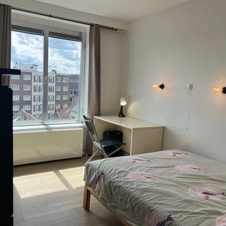Rent this 2 bed apartment on Minister Tacklaan 15 in 8500 Kortrijk, Belgium