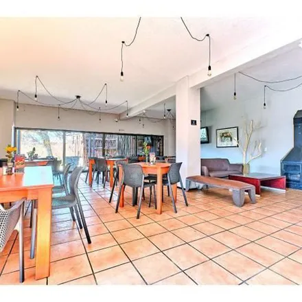 Image 8 - Lewis Avenue, Paulshof, Sandton, 2062, South Africa - Apartment for rent