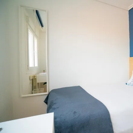 Rent this 4 bed room on Avenida de Monforte de Lemos in 67, 28029 Madrid