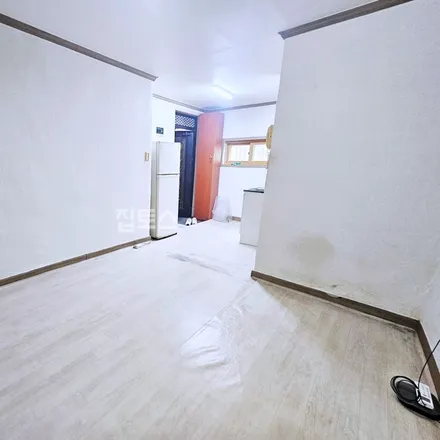Image 2 - 서울특별시 성북구 동선동2가 37 - Apartment for rent