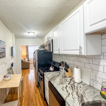 Image 2 - 179 Kent Street, Brookline, MA 02120, USA - Apartment for rent