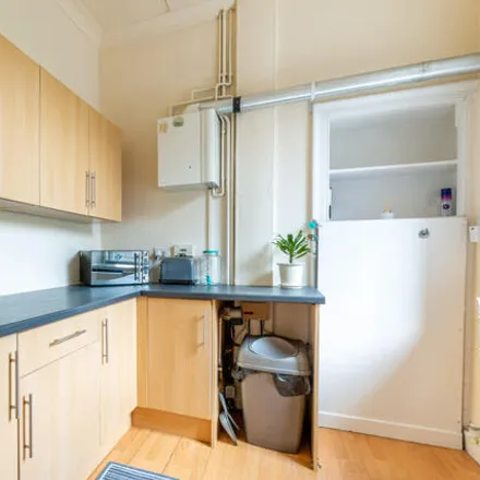 Image 4 - 35 Bryson Road, City of Edinburgh, EH11 1DX, United Kingdom - Apartment for rent