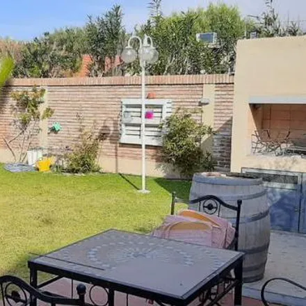 Rent this 3 bed house on unnamed road in Distrito El Challao, Mendoza