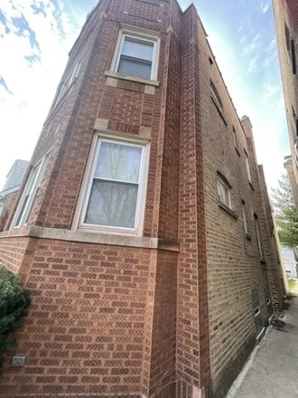 Image 2 - 4904 North Marmora Avenue, Chicago, IL 60630, USA - House for sale