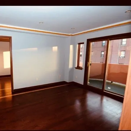 Image 5 - 1507 East 28th Street, New York, NY 11229, USA - Condo for sale