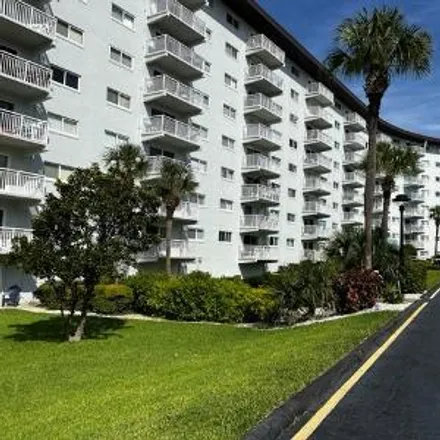 Image 1 - 1209 South Peninsula Drive, Daytona Beach, FL 32118, USA - Condo for sale