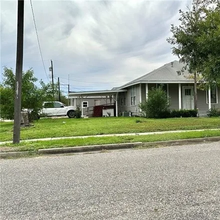 Image 3 - 201 Avenue B, Taft, TX 78390, USA - House for sale