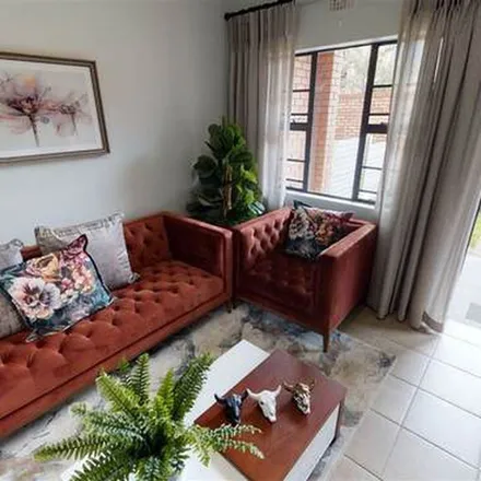 Rent this 2 bed apartment on Kriek Street in Clarina, Akasia
