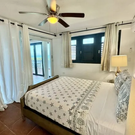 Rent this 5 bed house on Guzmán Arriba in Río Grande, PR