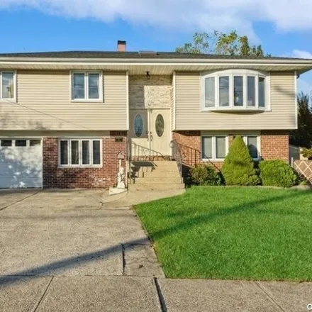 Buy this 6 bed house on 6 Edna Avenue in Bethpage, NY 11714