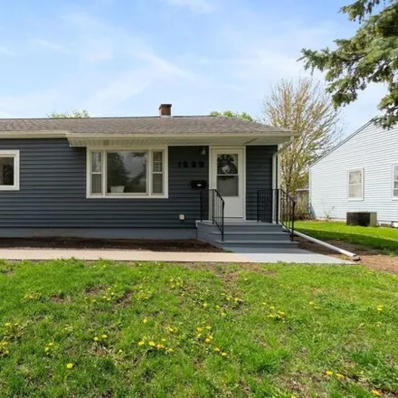 Buy this 3 bed house on 1262 Cornwall Avenue in Waterloo, IA 50702