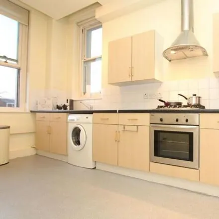 Image 4 - 4 Birchfield Street, Bow Common, London, E14 8ET, United Kingdom - House for rent