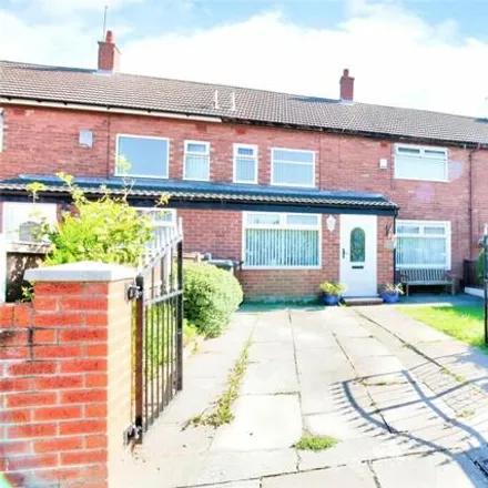 Buy this 3 bed townhouse on Florence Nightingale Close in Sefton, L30 5SH
