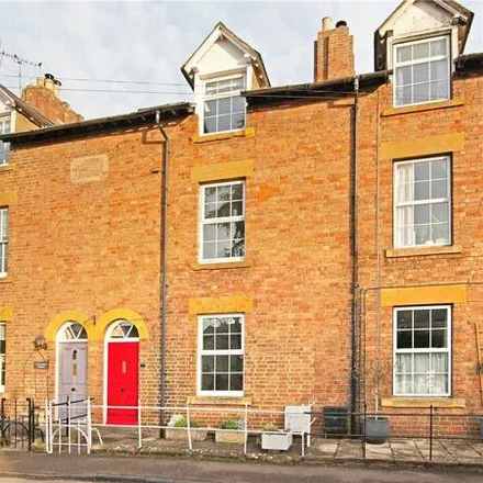 Buy this 3 bed townhouse on Katherine House Hospice in 25a High Street, Moreton-in-Marsh