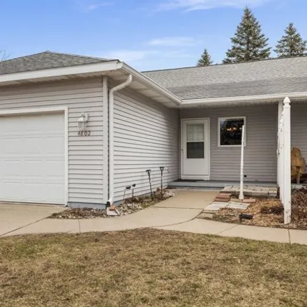 Buy this 2 bed house on 4828 Meyers Street in Midland, MI 48640