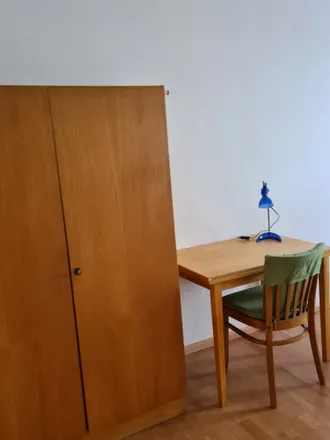 Rent this 2 bed apartment on Büggenreuterstraße 13 in 79106 Freiburg im Breisgau, Germany