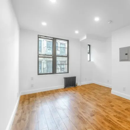 Rent this studio apartment on First Avenue Loop in New York, NY 10009
