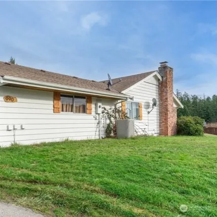 Buy this 4 bed house on 980 Erin Lane West in Eatonville, Pierce County